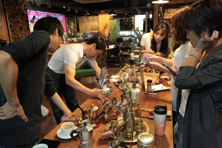 2013바리스타트레이닝코스 4시반-프레소.jpg