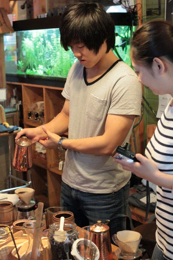 2013바리스타트레이닝코스 핸드드립-권주현01.jpg